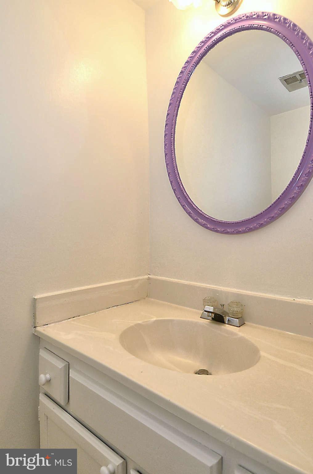 333 Crescendo Way Silver Spring, MD 20901 - Photo 13 of 30 Powder Room