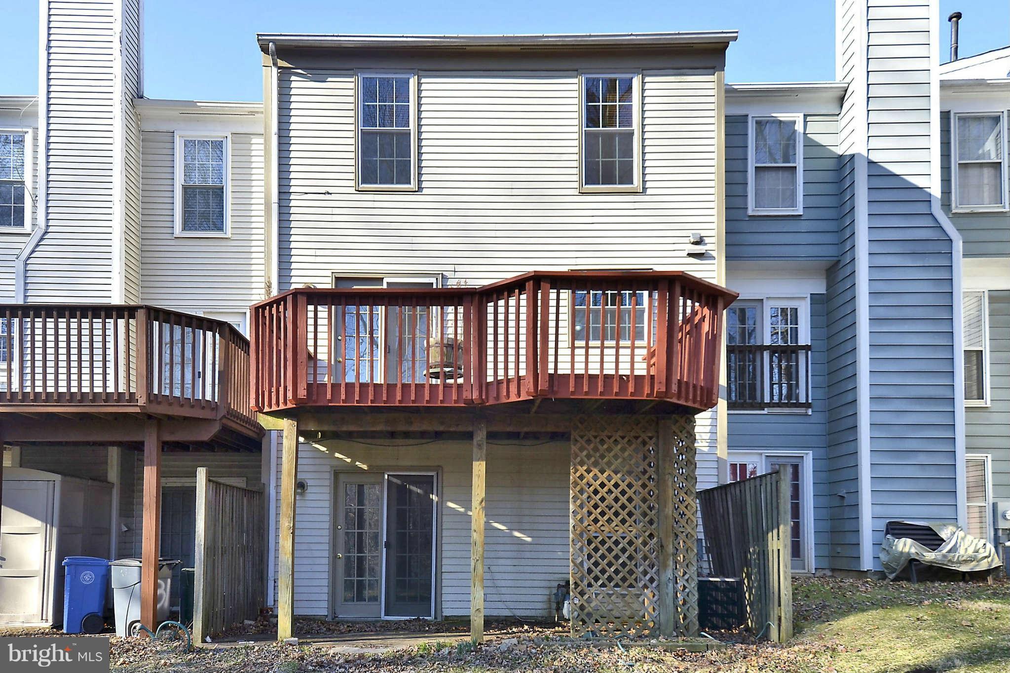 333 Crescendo Way Silver Spring, MD 20901 - Photo 29 of 30 Exterior (Rear)