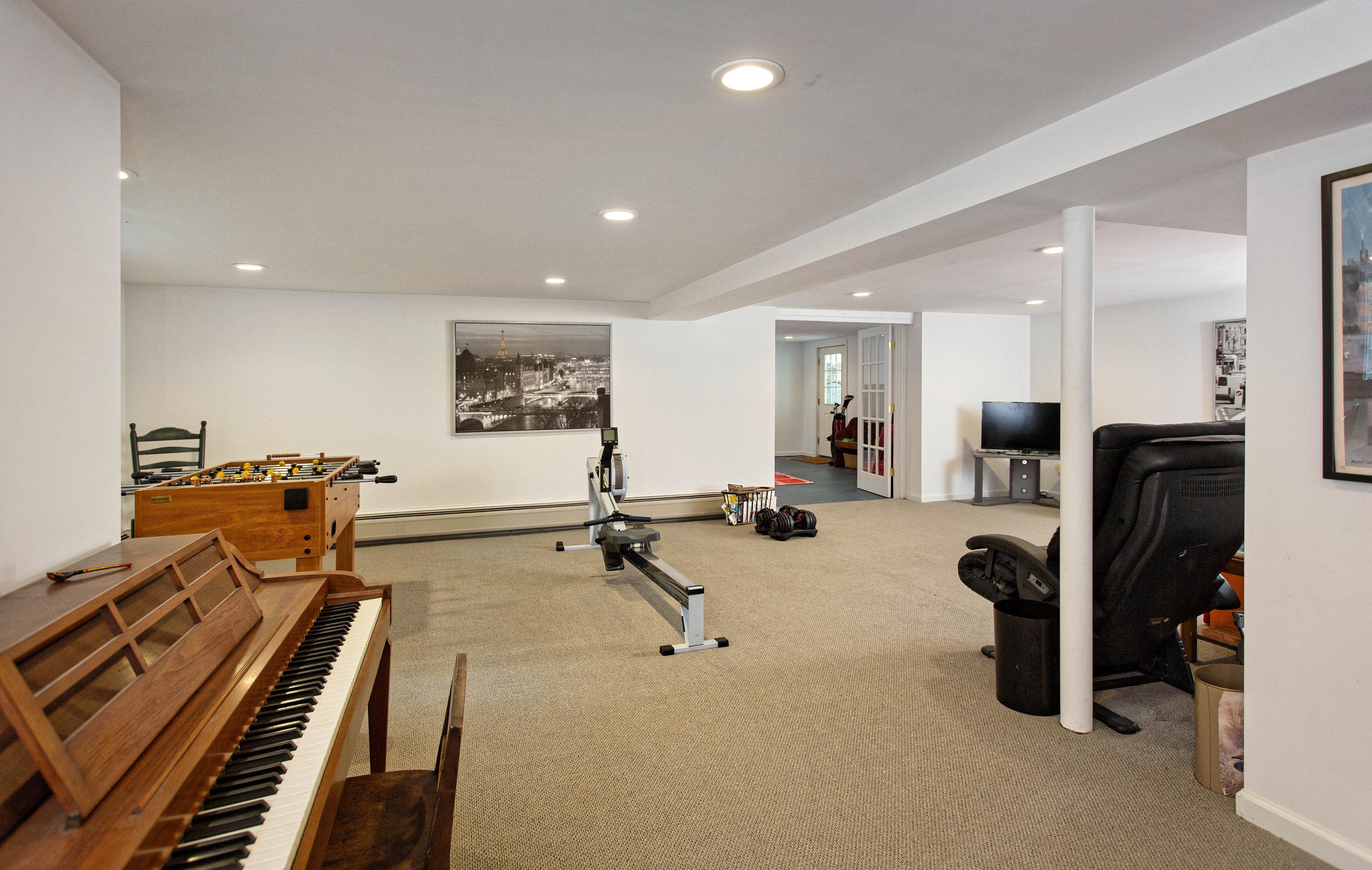 292 Briscoe Road New Canaan, CT 06840 - Photo 41 of 45 a view of a room with gym equipment