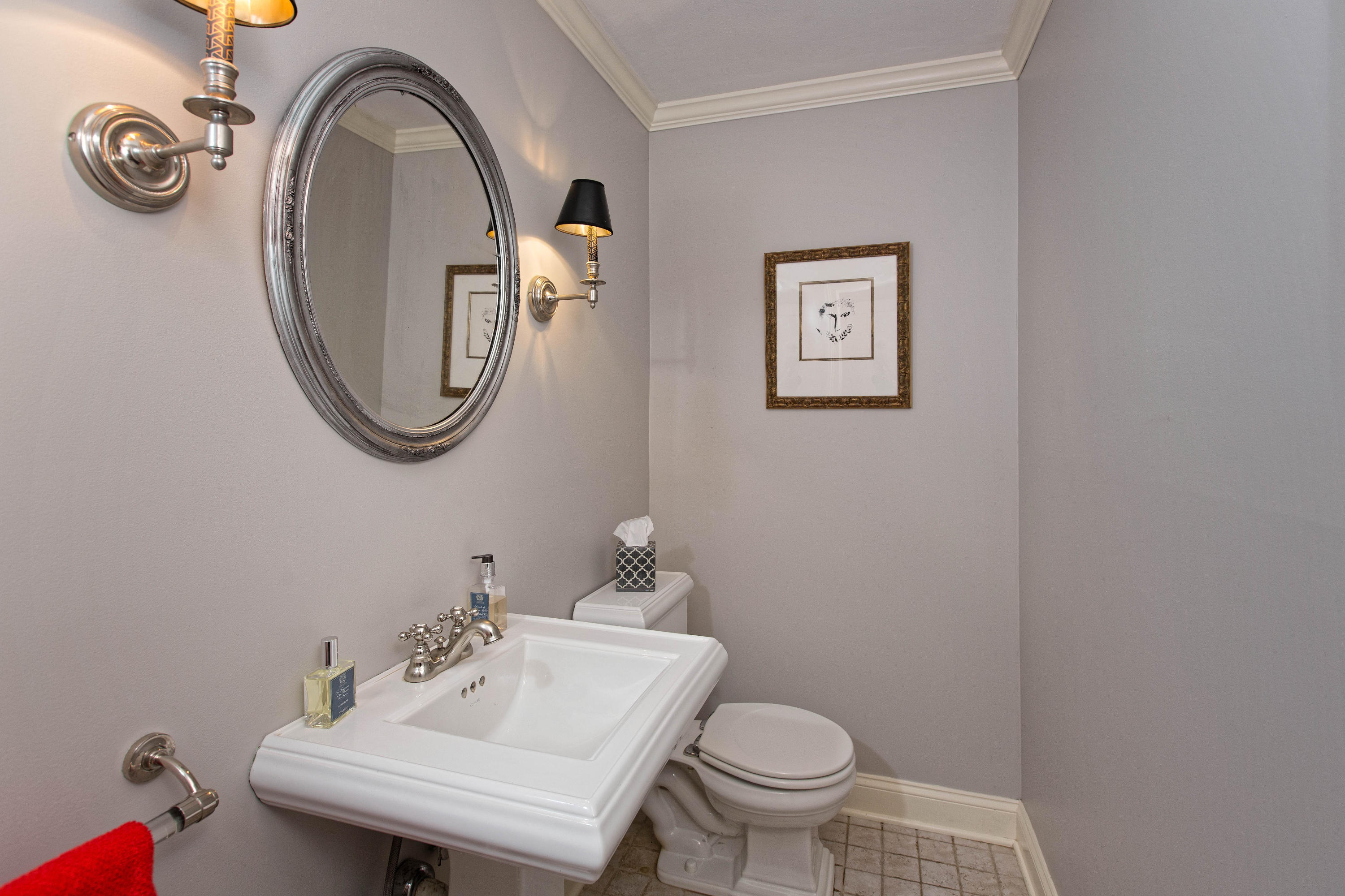 292 Briscoe Road New Canaan, CT 06840 - Photo 7 of 45 a bathroom with a sink and a mirror