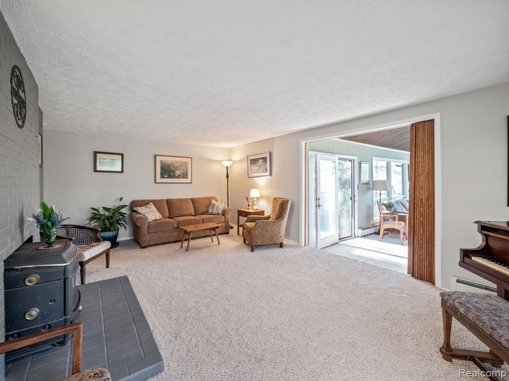 971 Dutton Road Rochester Hills, MI 48306 - Photo 24 of 51