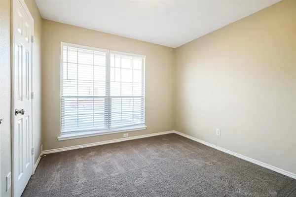 $1,885 | 2620 Buck Drive, Mesquite, TX 75181