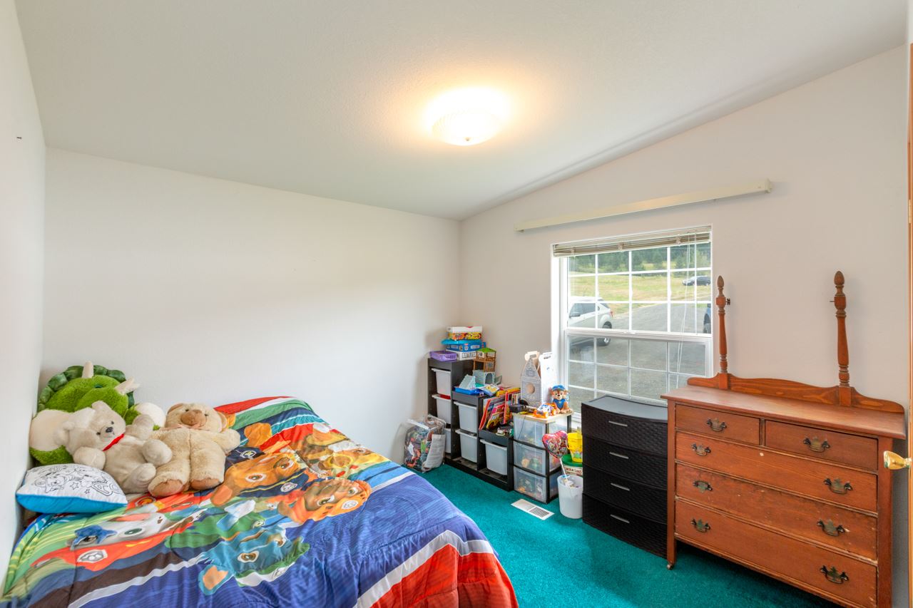 10519 East Tallman Road Chattaroy, WA 99003 - Photo 11 of 23 Gallery Image 11