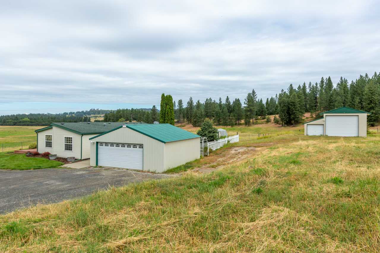 10519 East Tallman Road Chattaroy, WA 99003 - Photo 17 of 23 Gallery Image 17
