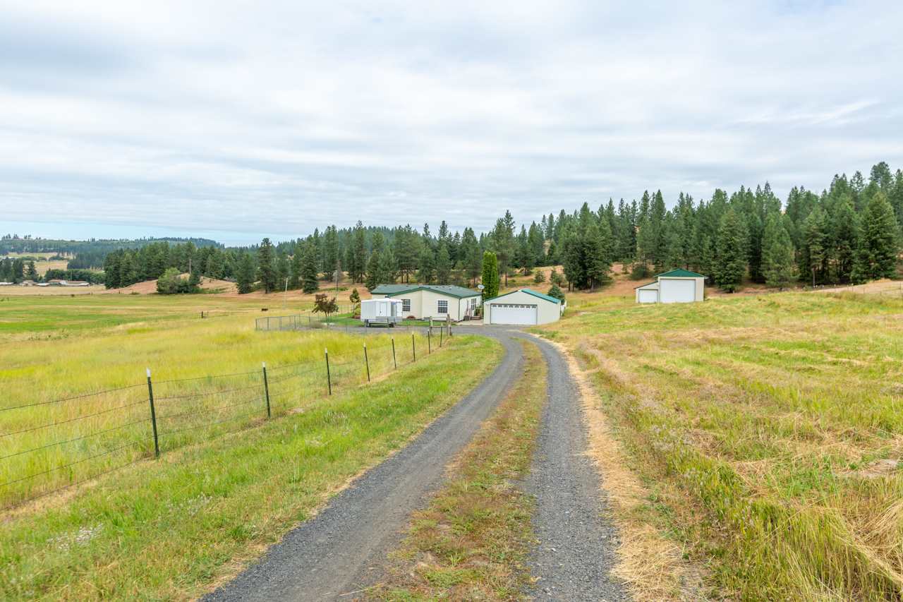 10519 East Tallman Road Chattaroy, WA 99003 - Photo 18 of 23 Gallery Image 18