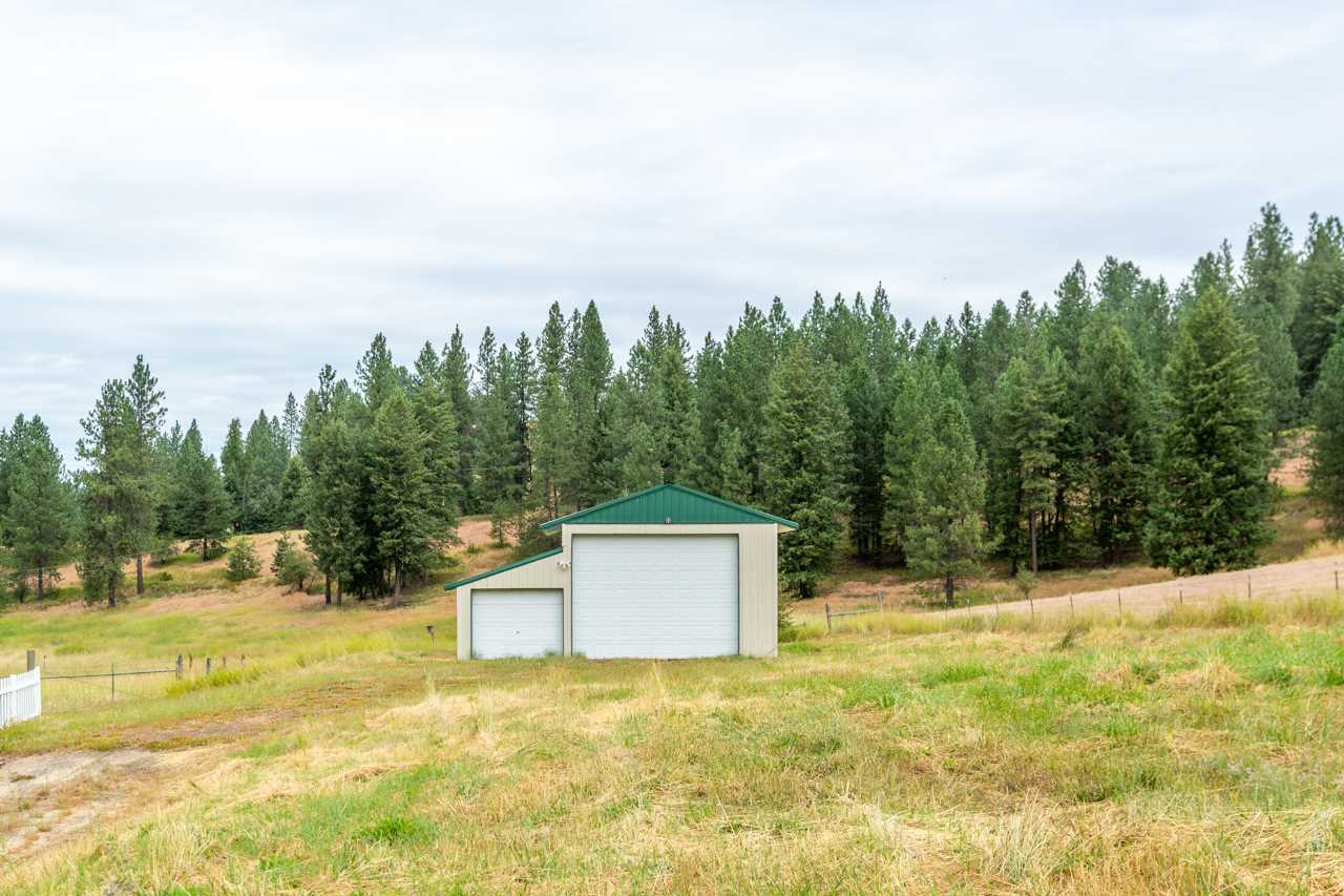 10519 East Tallman Road Chattaroy, WA 99003 - Photo 19 of 23 Gallery Image 19