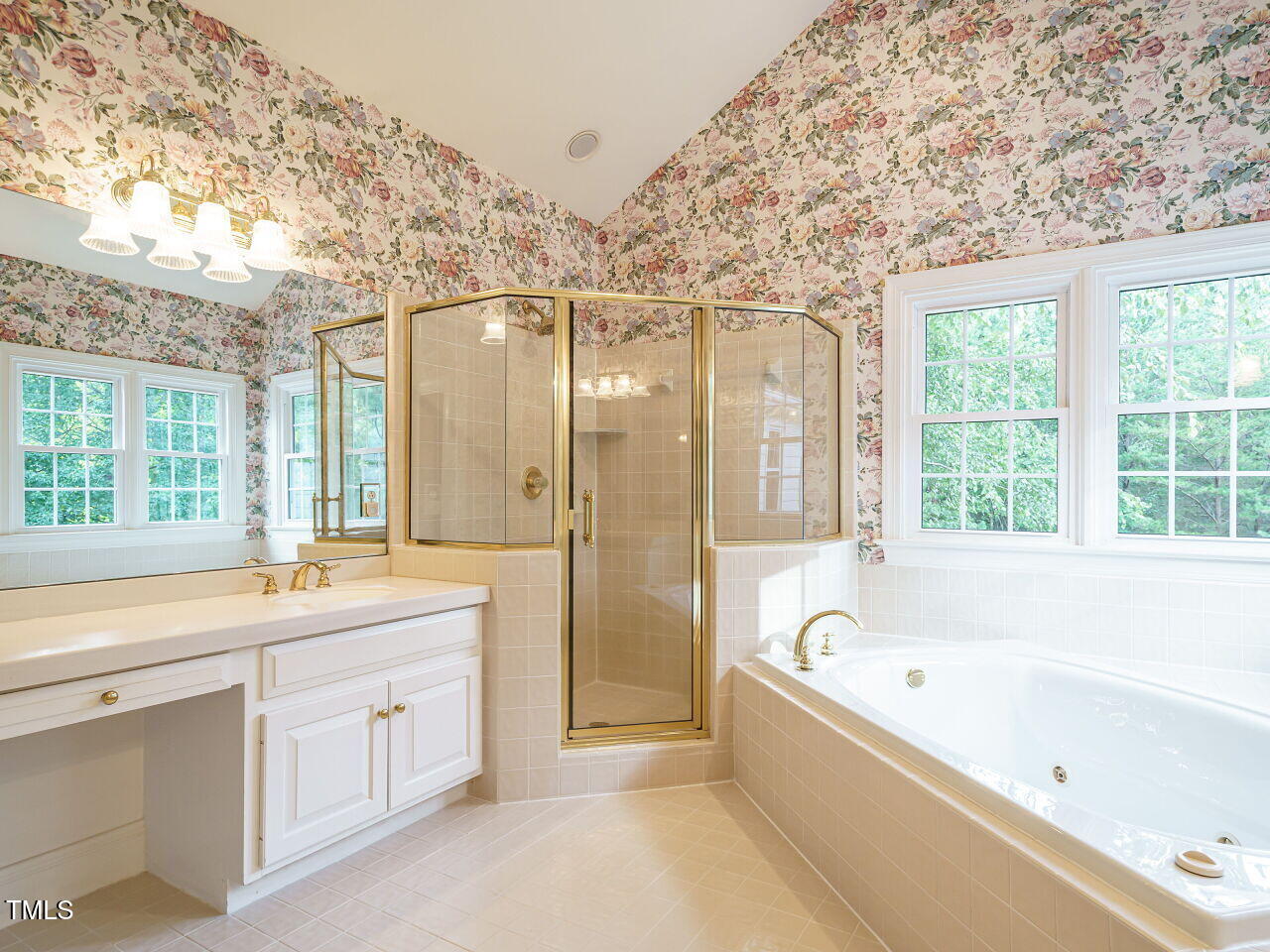 7201 Jonathan Drive Wendell, NC 27591 - Photo 22 of 43 a bathroom with a bathtub and a sink