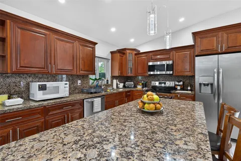 $650,000 | 14315 Southwest 101st Street, Miami, FL 33186