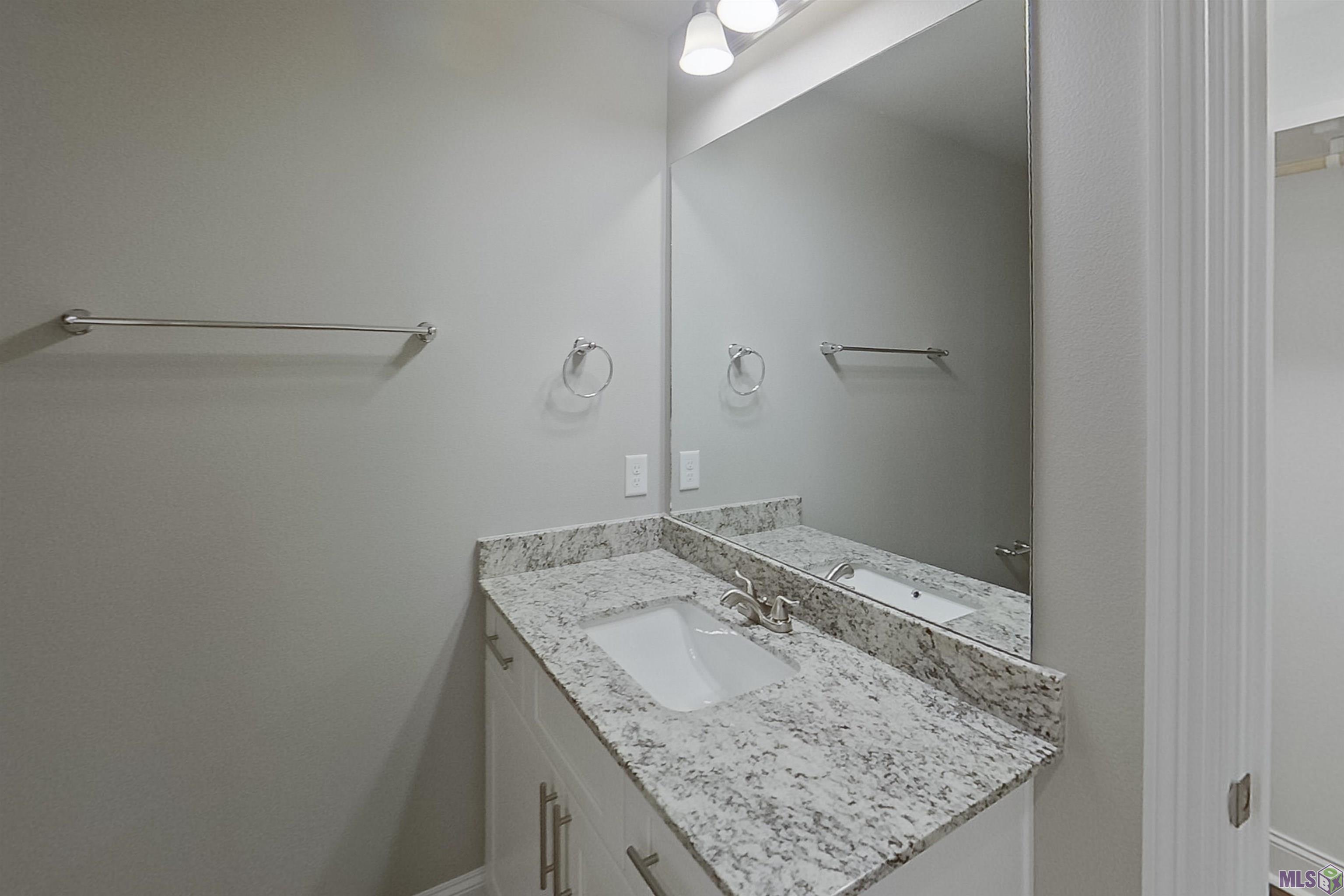 22832 Monterey Avenue Denham Springs, LA 70726 - Photo 7 of 13