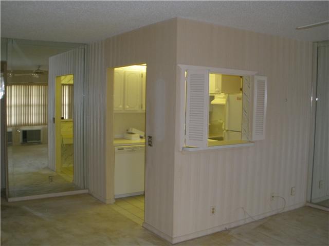 247 Mansfield F, Unit 247 Boca Raton, FL 33434 - Photo 3 of 9 Additional Photo