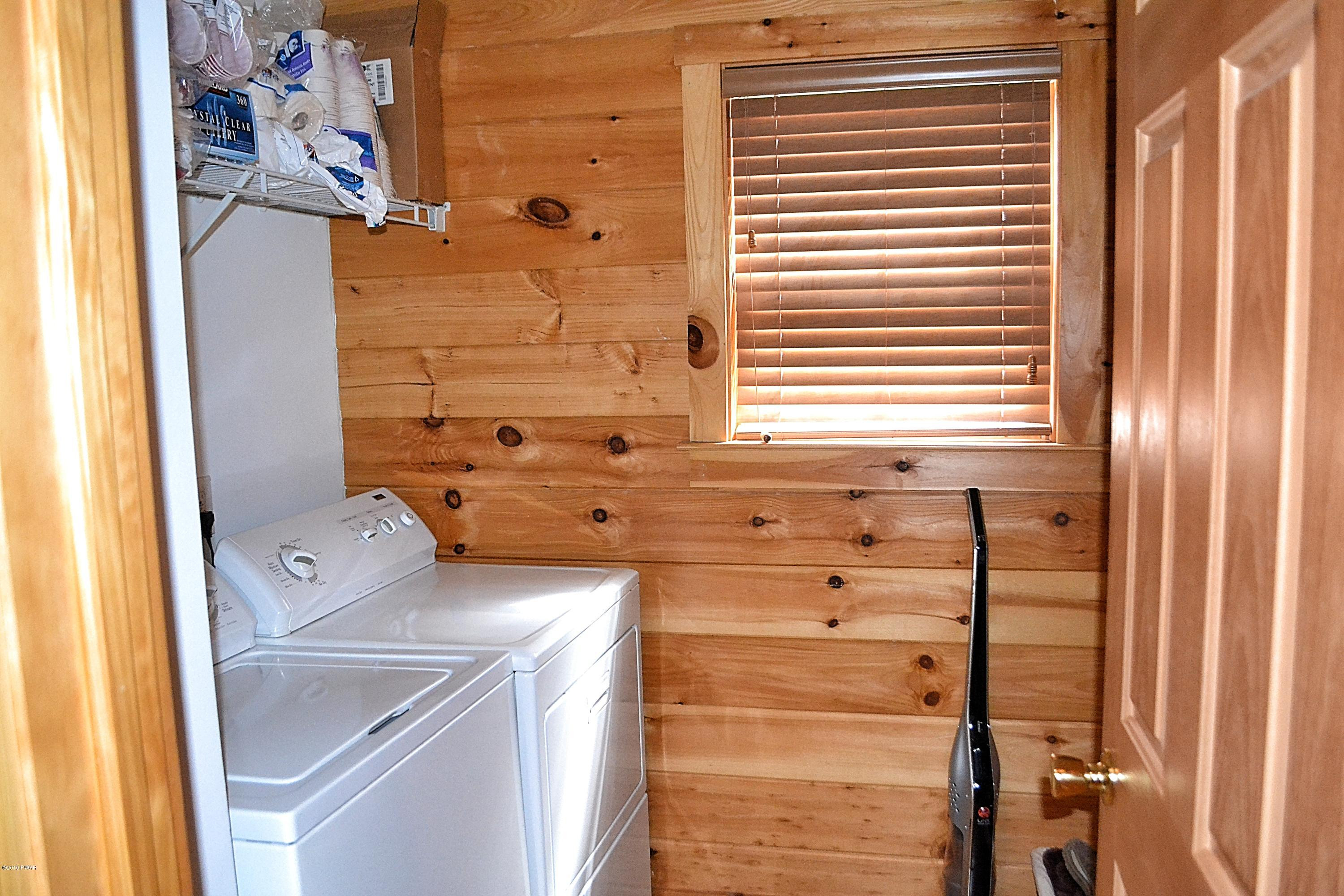 14 Ruffed Grouse Road Lakeville, PA 18438 - Photo 11 of 49 Laundry off 1/2 bathroom on 1st floor