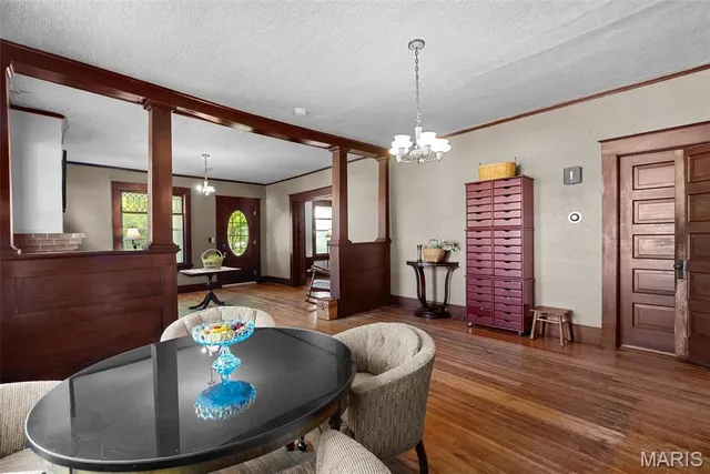 $165,000 | 302 East Walsh Avenue, Montgomery City, MO 63361