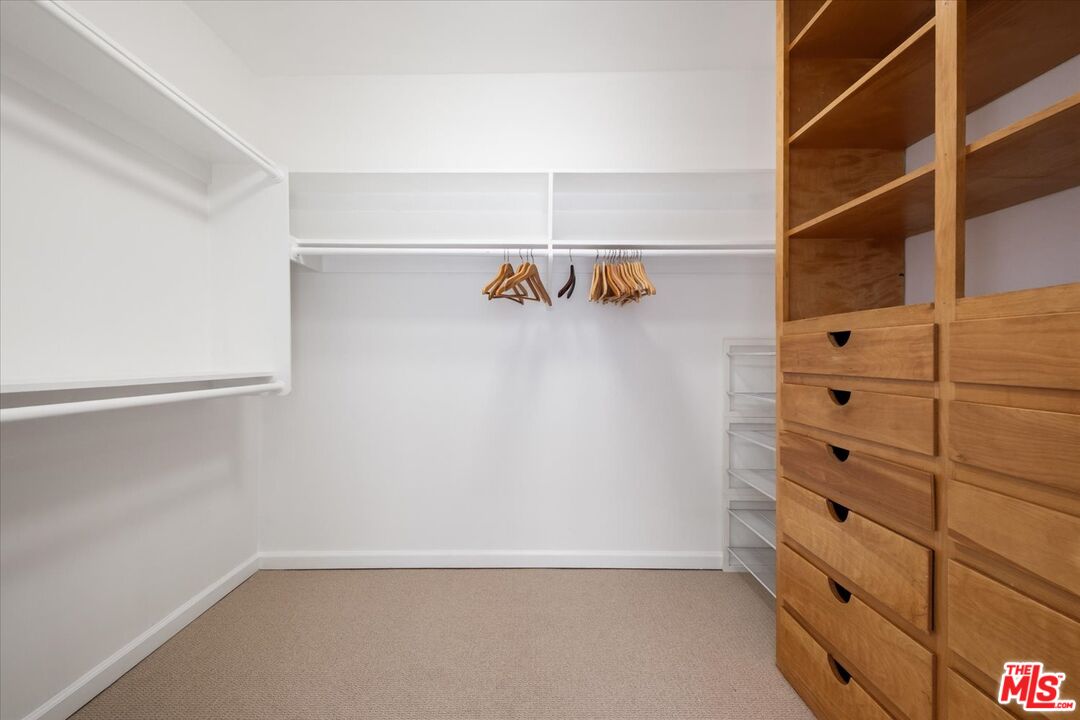 1528 Rising Glen Road West Hollywood, CA 90069 - Photo 13 of 18