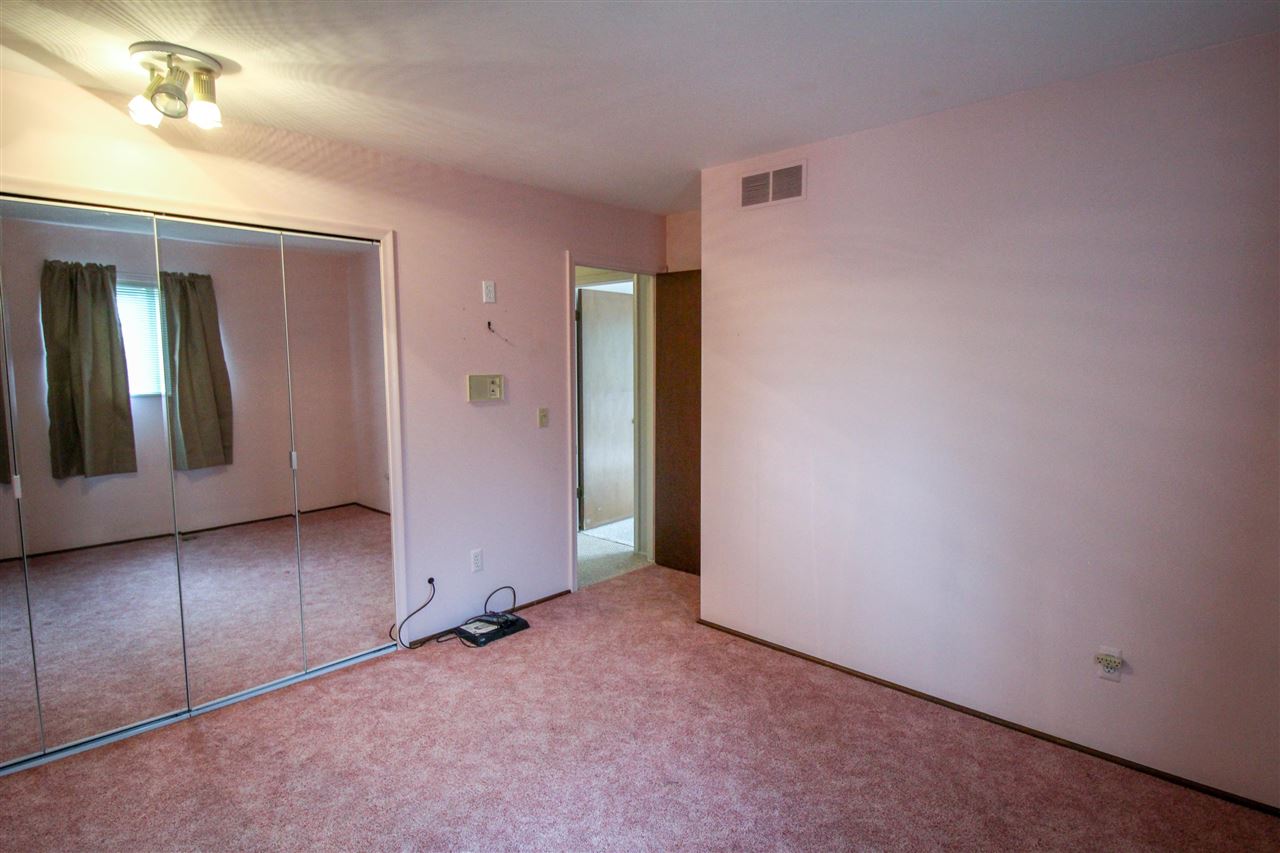 2488 Grove Park Road Fenton, MI 48430 - Photo 25 of 50 50046880-24.JPG