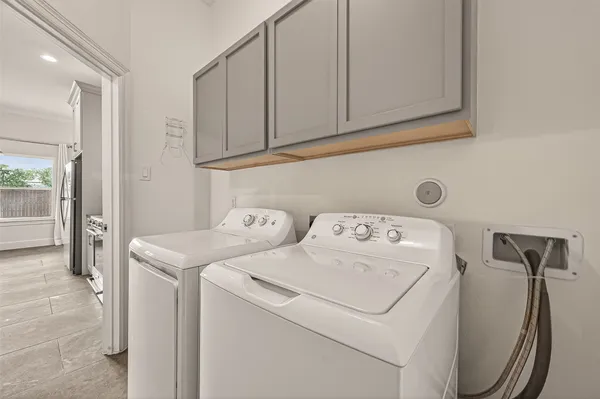 $2,850 | 2209 Silverbonnet Street, Houston, TX 77055