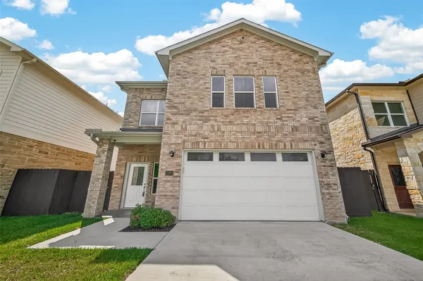 $2,850 | 2209 Silverbonnet Street, Houston, TX 77055