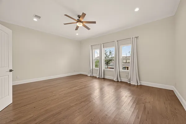 $2,850 | 2209 Silverbonnet Street, Houston, TX 77055