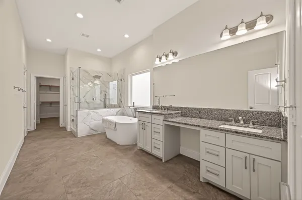 $2,850 | 2209 Silverbonnet Street, Houston, TX 77055