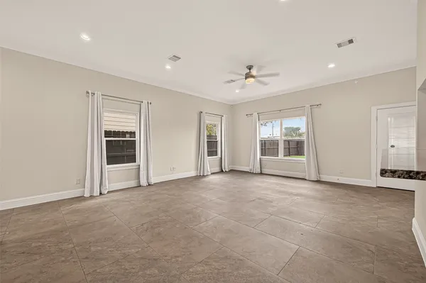 $2,850 | 2209 Silverbonnet Street, Houston, TX 77055