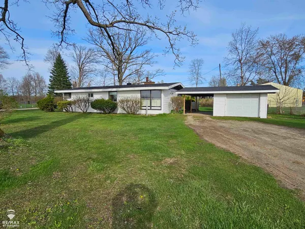 $155,000 | 5130 North M-52 Highway, Owosso, MI 48867