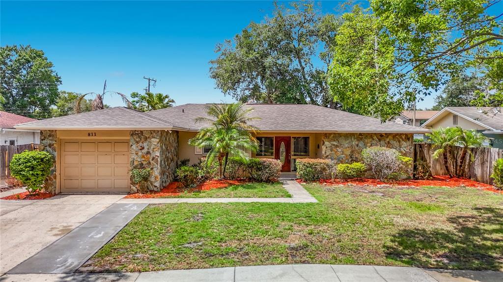 811 Ambassador Loop Tampa, FL 33613 - Photo 7 of 75