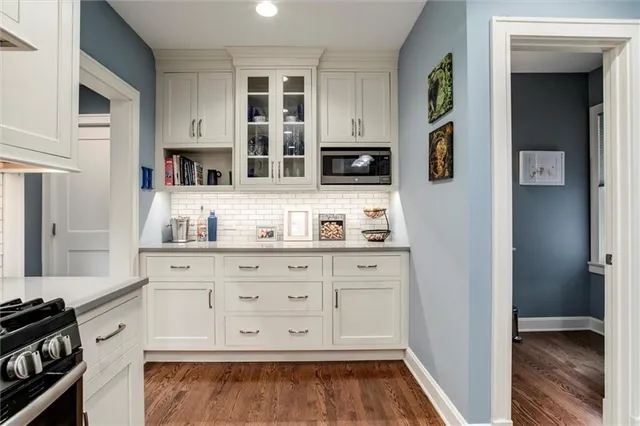 $625,000 | 6033 Central Street, Kansas City, MO 64113