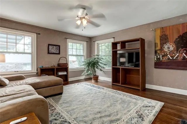 $625,000 | 6033 Central Street, Kansas City, MO 64113