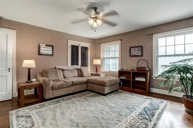 $625,000 | 6033 Central Street, Kansas City, MO 64113