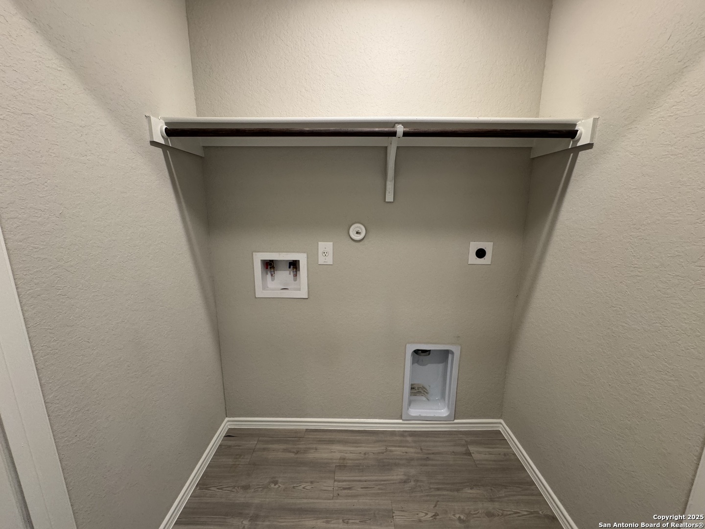 5523 Basil Chase St. Hedwig, TX 78152 - Photo 13 of 15 a view of a small space