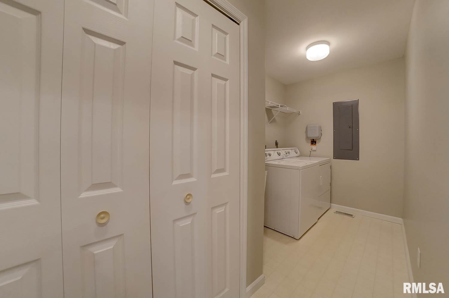 4100 McGregor Lane Springfield, IL 62711 - Photo 18 of 44