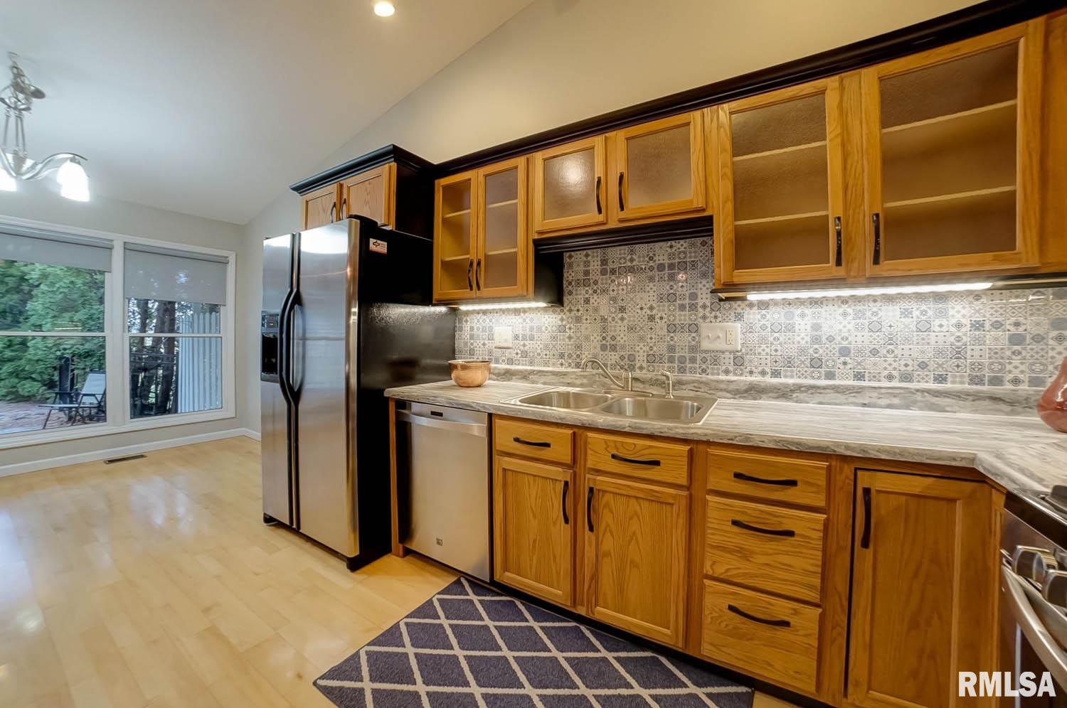 4100 McGregor Lane Springfield, IL 62711 - Photo 2 of 44