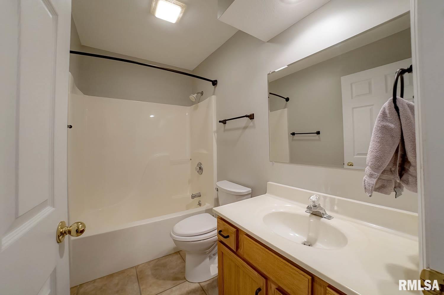 4100 McGregor Lane Springfield, IL 62711 - Photo 24 of 44