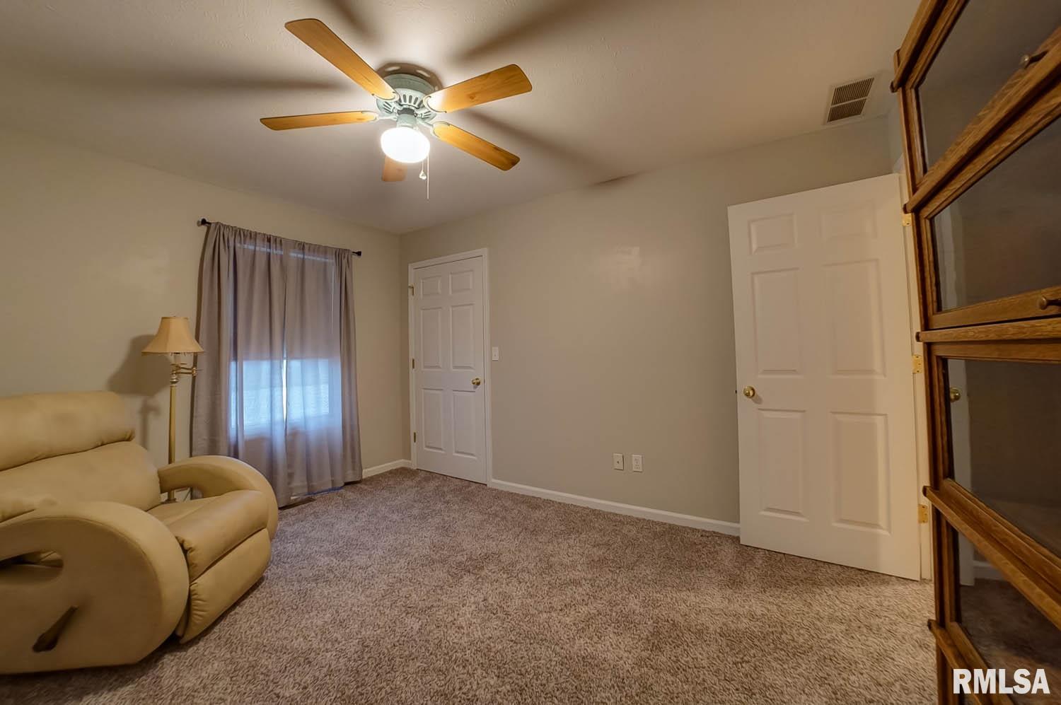 4100 McGregor Lane Springfield, IL 62711 - Photo 25 of 44
