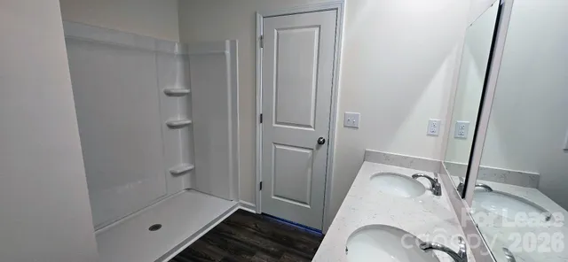 a view of a dry field