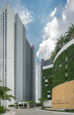 $920,000 | 16385 Biscayne Boulevard, Unit 1201, North Miami Beach, FL 33160