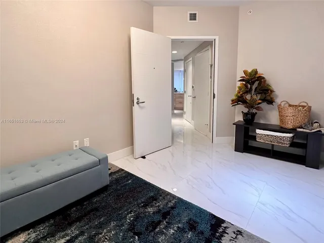 $920,000 | 16385 Biscayne Boulevard, Unit 1201, North Miami Beach, FL 33160