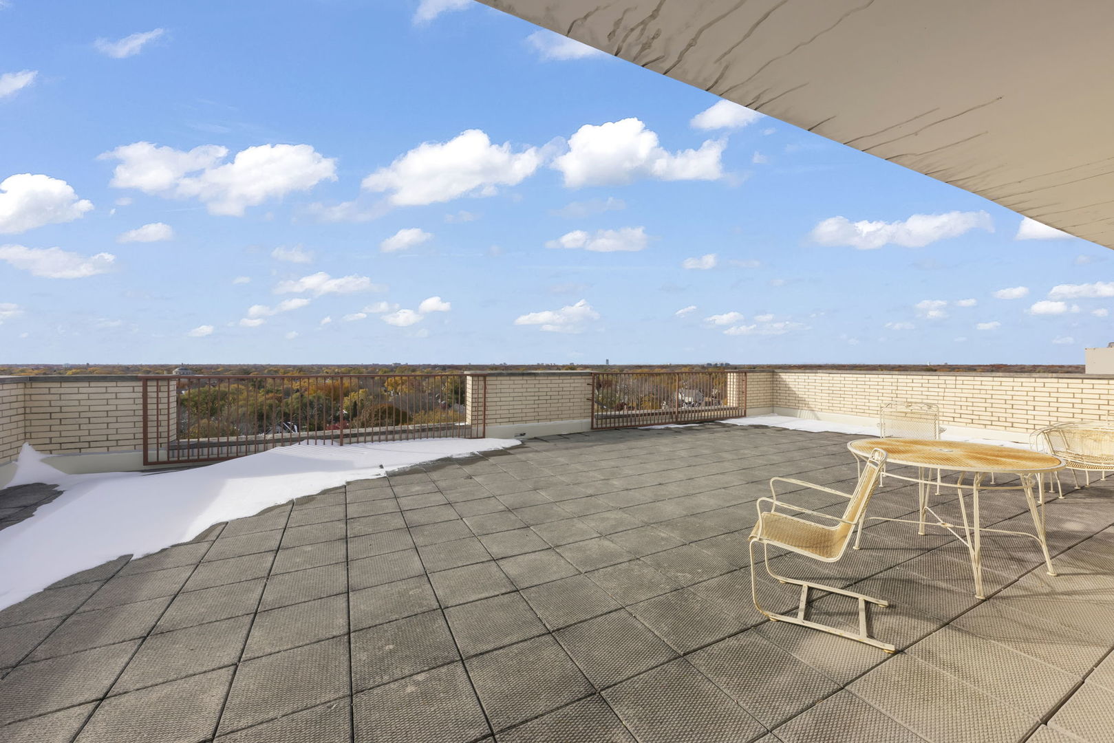 141 North La Grange Road, Unit 803 La Grange, IL 60525 - Photo 19 of 21 a view of an ocean beach