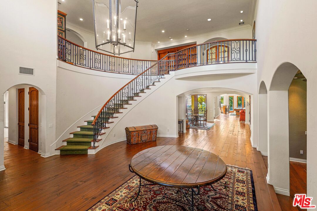 1452 Vía Cresta Pacific Palisades, CA 90272 - Photo 11 of 24 a view of entryway and hall with wooden floor