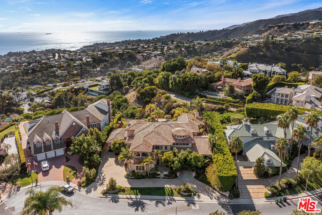 1452 Vía Cresta Pacific Palisades, CA 90272 - Photo 20 of 24 an aerial view of residential houses with outdoor space
