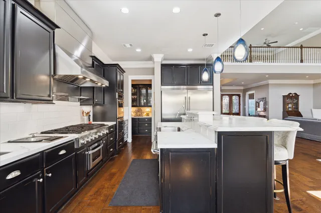 $799,000 | 1202 Meadowlark Lane, Sugar Land, TX 77478