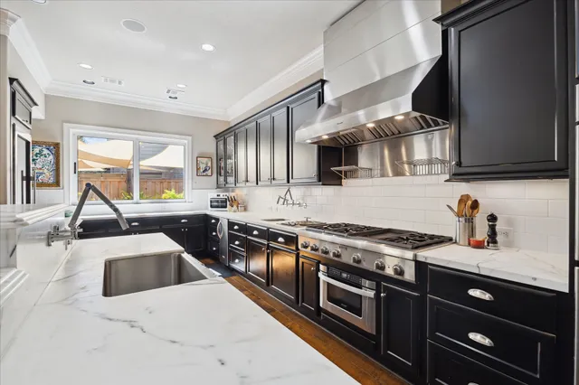 $799,000 | 1202 Meadowlark Lane, Sugar Land, TX 77478