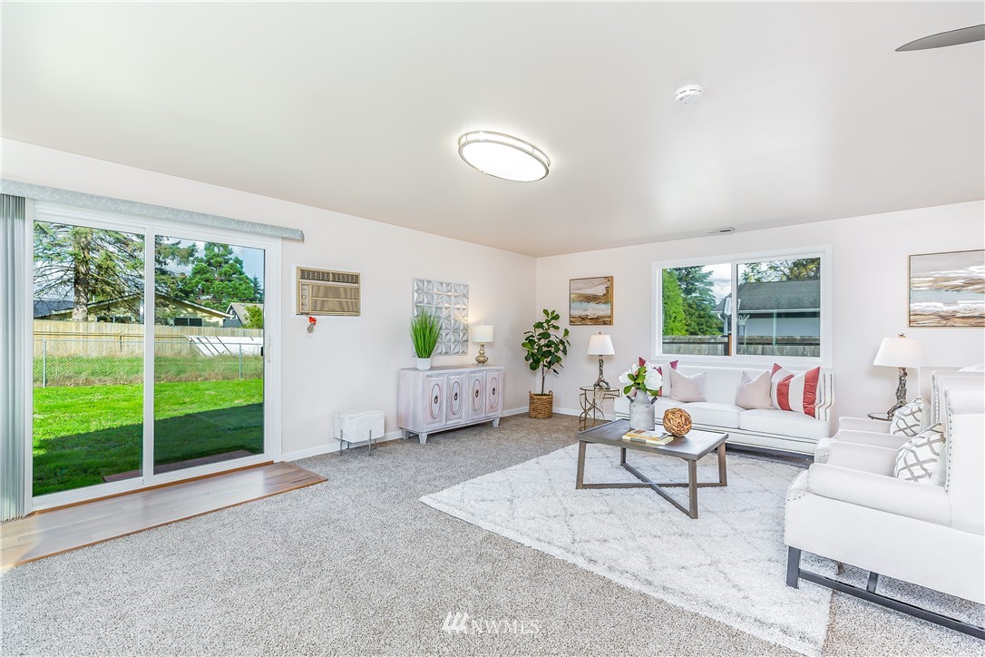 12012 Southeast 161st Street Renton, WA 98058 - Photo 12 of 35 Gallery Image 12