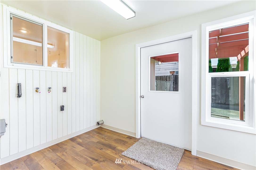 12012 Southeast 161st Street Renton, WA 98058 - Photo 24 of 35 Gallery Image 24