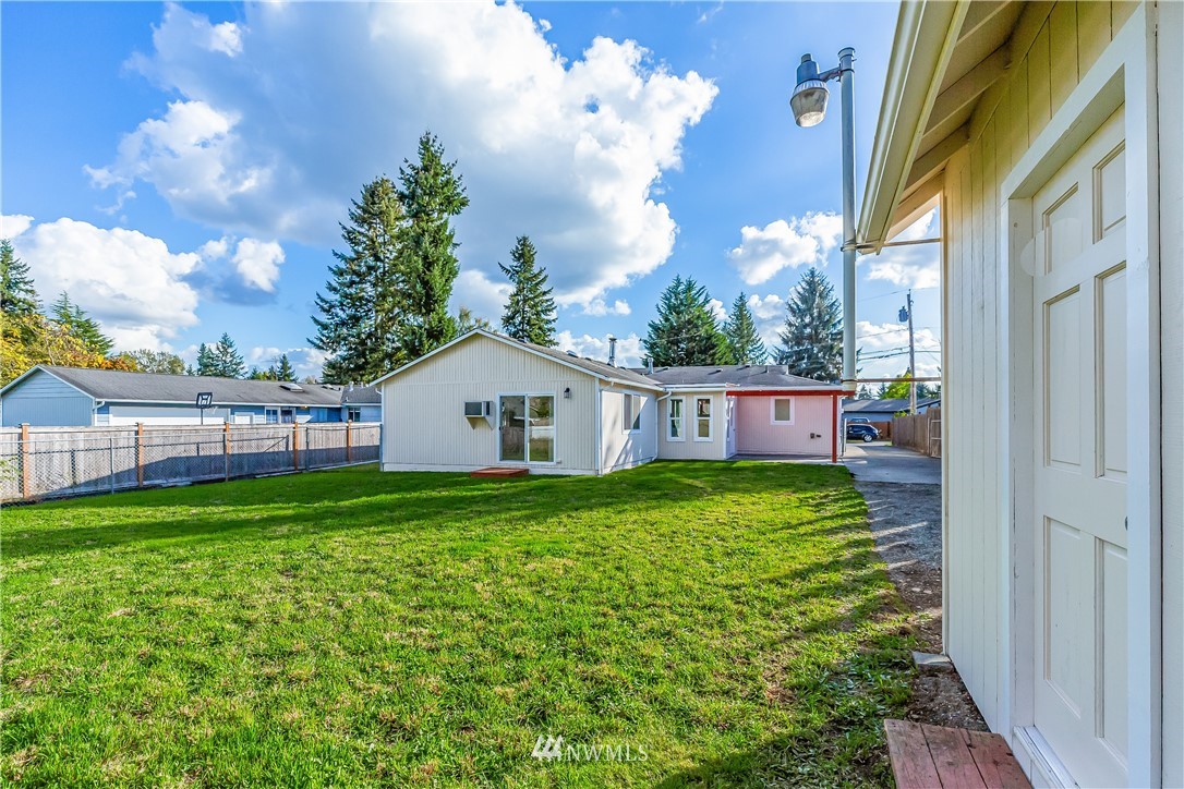 12012 Southeast 161st Street Renton, WA 98058 - Photo 27 of 35 Gallery Image 27