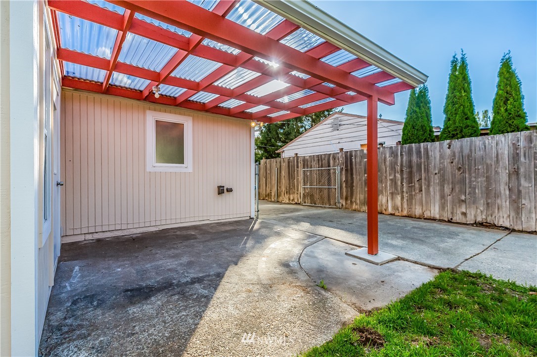 12012 Southeast 161st Street Renton, WA 98058 - Photo 32 of 35 Gallery Image 32