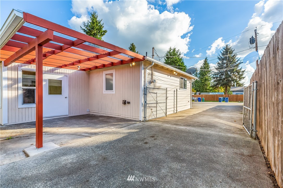 12012 Southeast 161st Street Renton, WA 98058 - Photo 33 of 35 Gallery Image 33