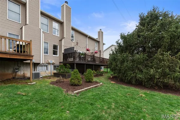 $385,000 | 16176 Lea Oak Court, Chesterfield, MO 63017