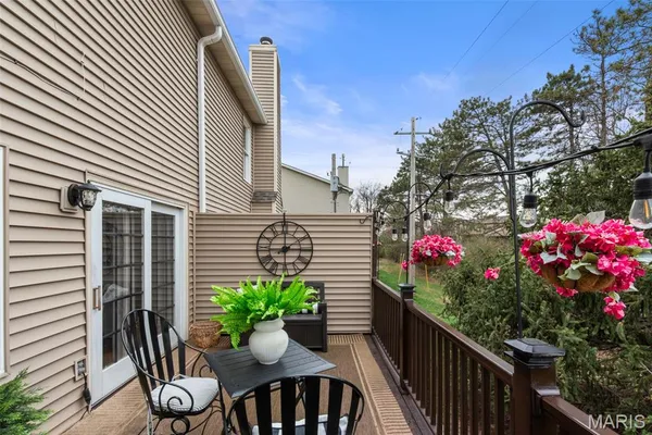 $385,000 | 16176 Lea Oak Court, Chesterfield, MO 63017