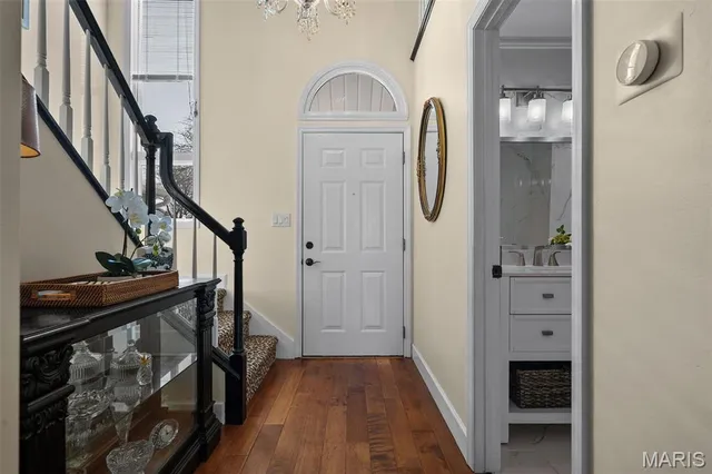 $385,000 | 16176 Lea Oak Court, Chesterfield, MO 63017