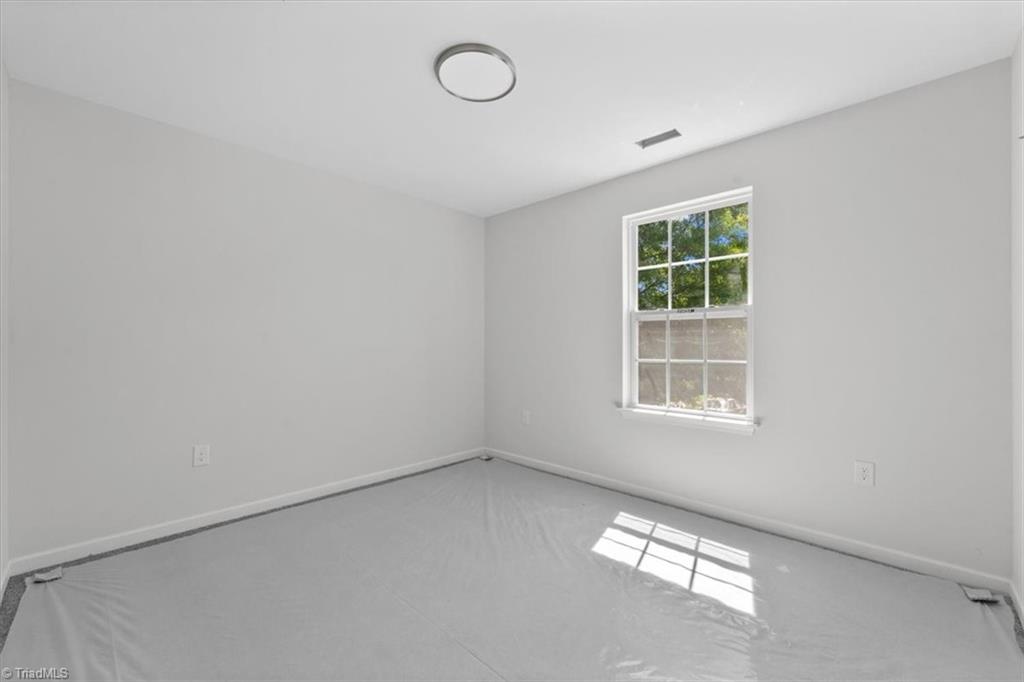 1124 Adams Street High Point, NC 27262 - Photo 25 of 31 Gallery Image 25